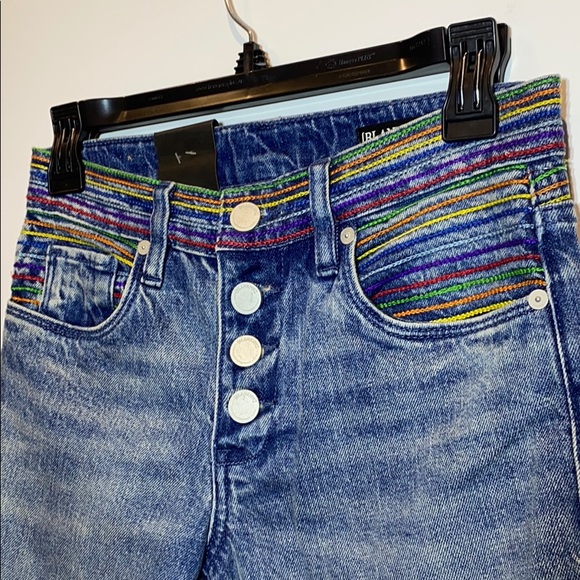 NEW BLANKNYC Women’s Embroidered Jeans - Picture 1 of 8